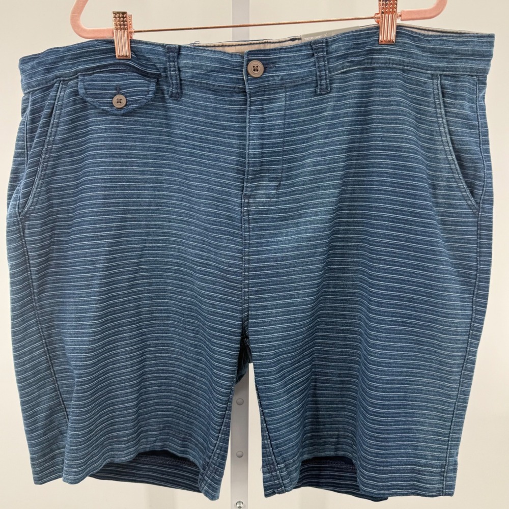 Falls‎ Creek Striped Shorts Just Above Knee Cotton Blend Size 46
